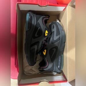 Women’s Nike Air Max 200 Black Size 6.5